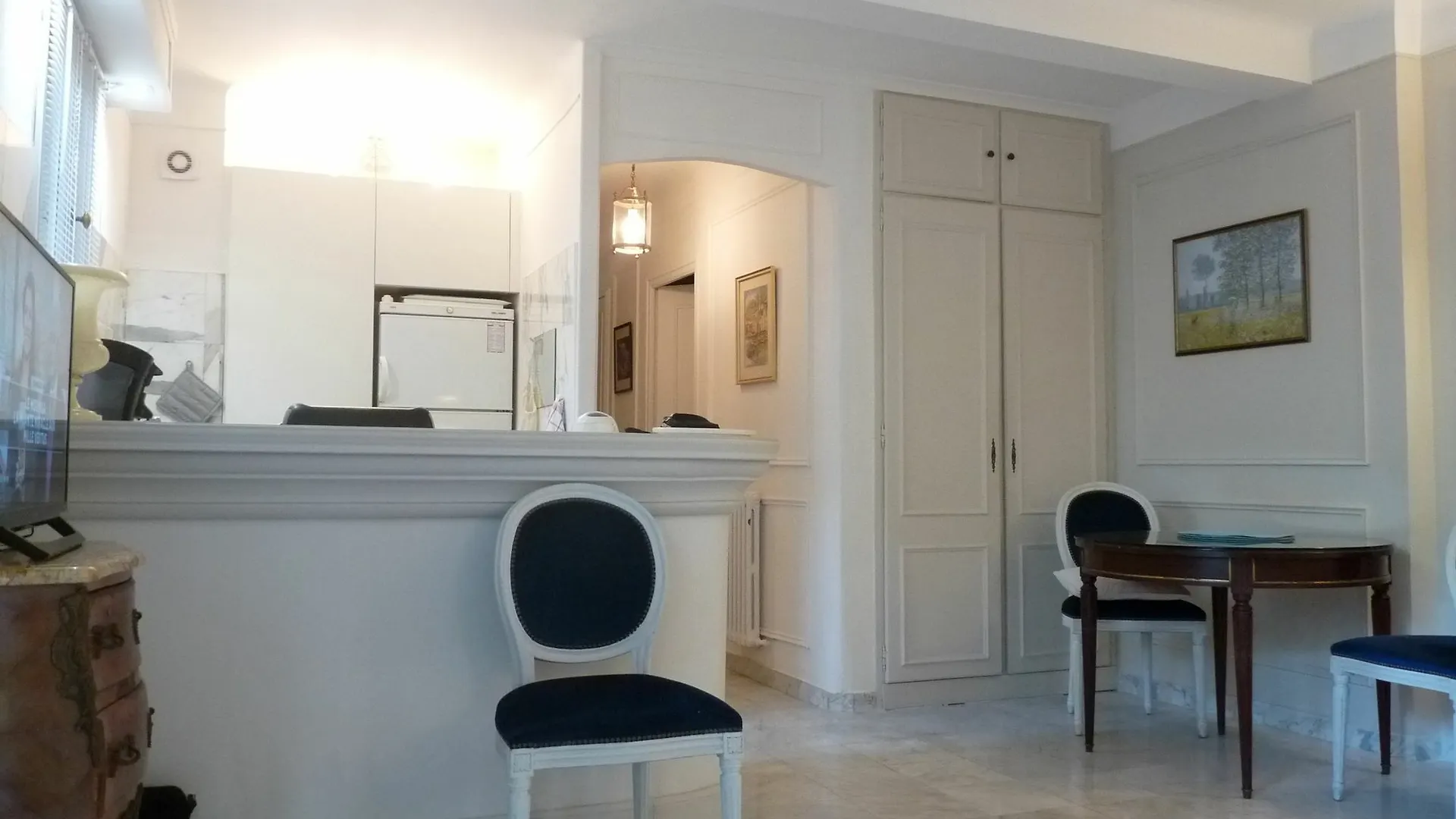 One Bed Apt With A Garden Terrace In A Quiet Area Of Cannes Walking Distance To The Croisette 1911 Apartment